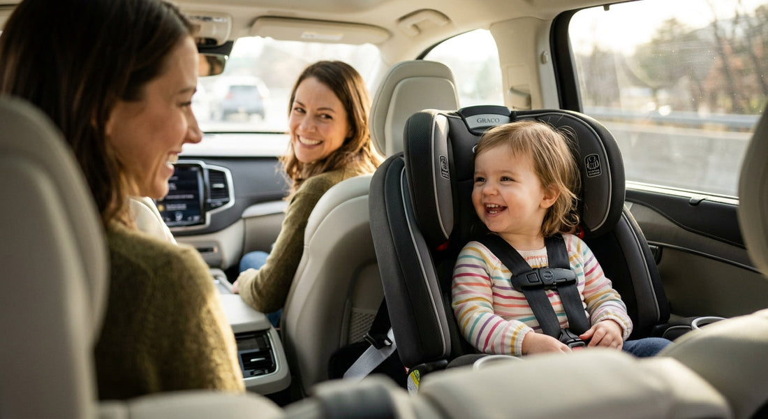 Bébé installe dos a la route dans un siège auto sécurisé | Securidou