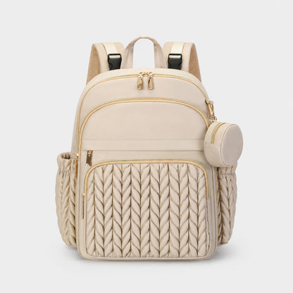 Sac à dos à langer Securidou beige vu de face, façade matelassée tressée et pochette ronde assortie