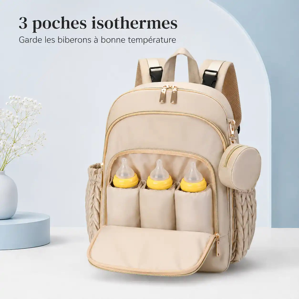 Sac à langer Securidou beige avec ses 3 poches isothermes accueillant trois biberons de votre bébé au chaud