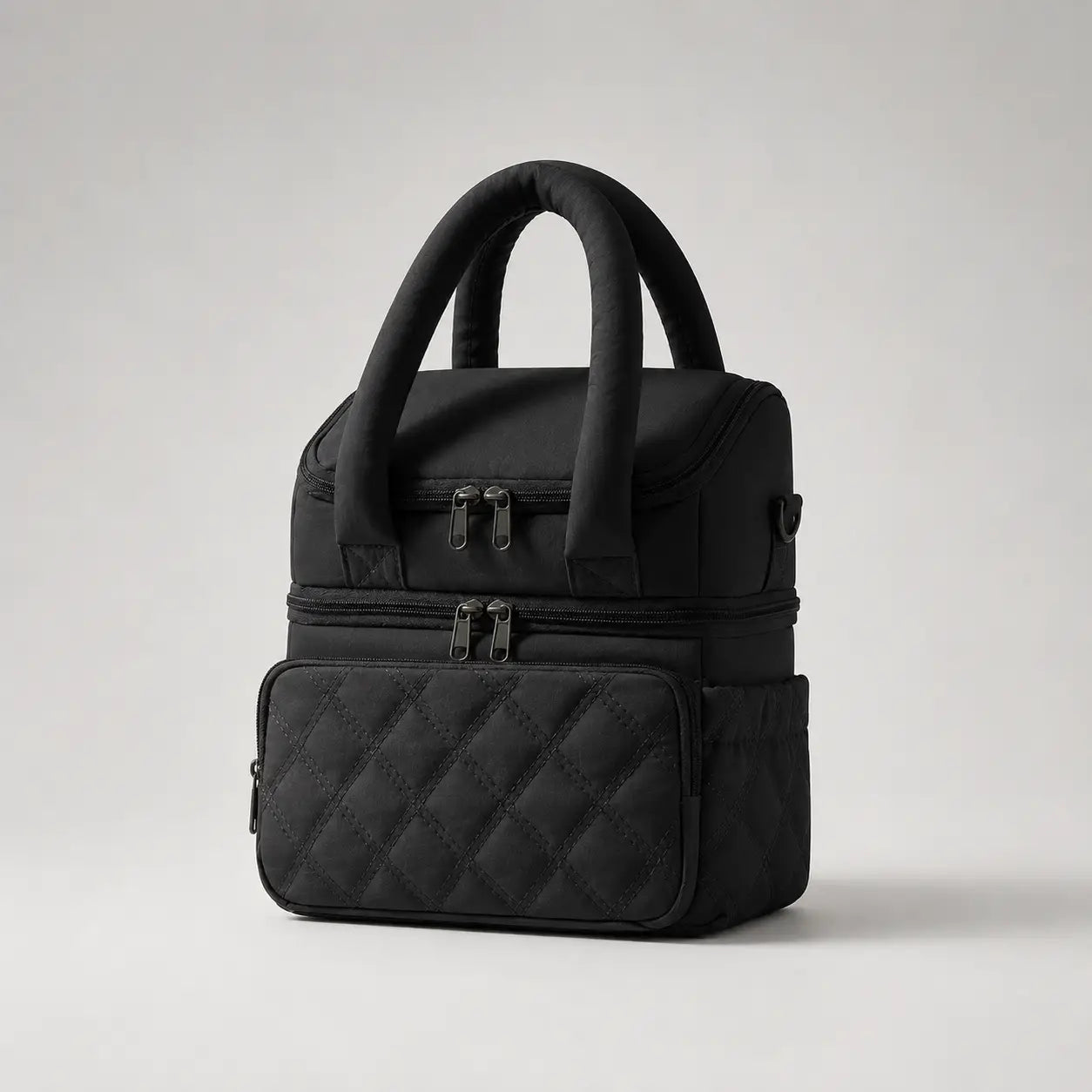 Sac isotherme biberon Securidou noir, double compartiment, vu de trois quarts avec poignées matelassées